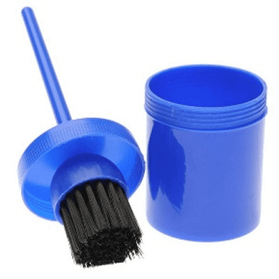 HOOF OIL BRUSH WITH BOTTLE